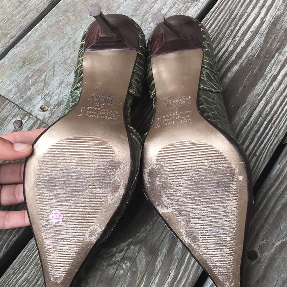 Super sexy alligator print pointy toe pump - Picture 3 of 7